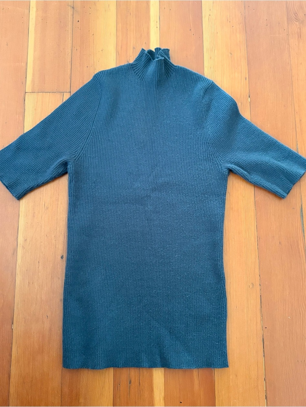 Ribbed Mock Neck Sweater in Teal